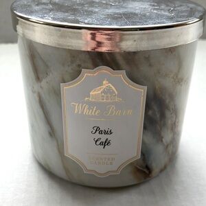 3 wick white barn/ bath and body works candle